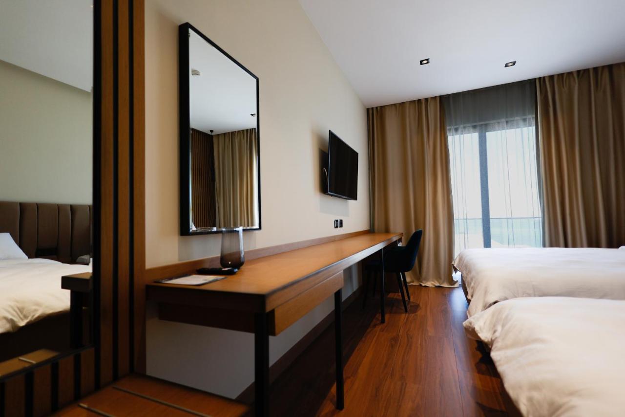 Valza Boutique Hotel Vlore Ngoại thất bức ảnh