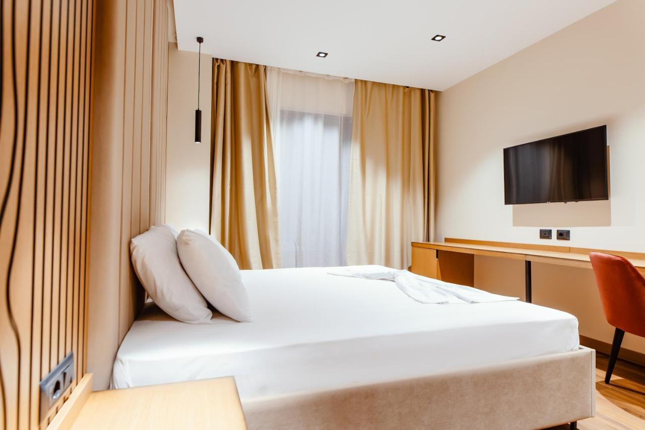 Valza Boutique Hotel Vlore Ngoại thất bức ảnh