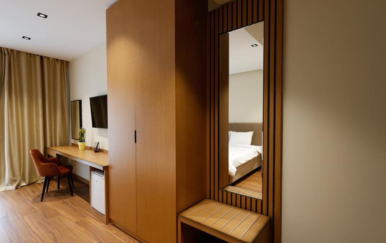 Valza Boutique Hotel Vlore Ngoại thất bức ảnh