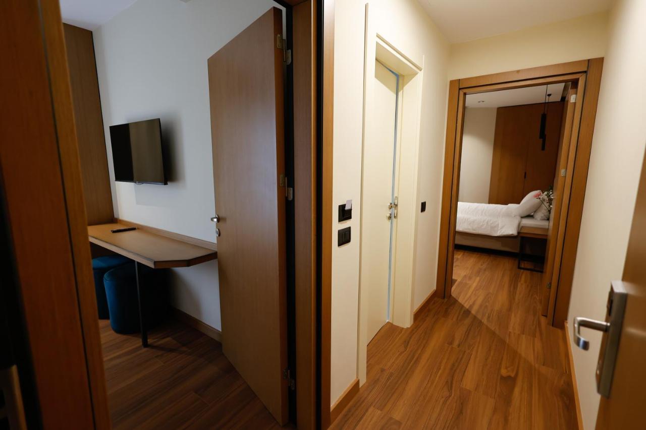 Valza Boutique Hotel Vlore Ngoại thất bức ảnh